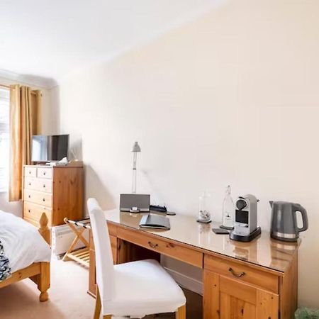 Room With Private Bath In Pontcanna 카디프 외부 사진